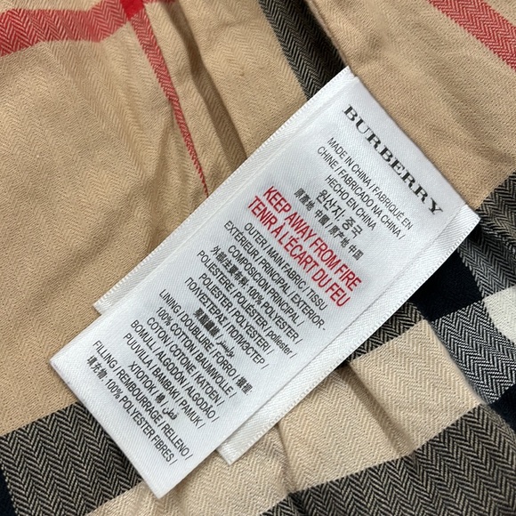 AUTHENTIC BURBERRY KIDS UNISEX JACKET REMOVABLE HOODIE 12M - Picture 10 of 11